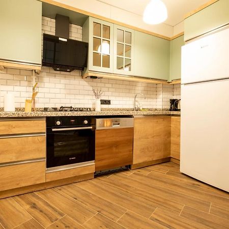Spacious And Comfy 2Br In The Heart Of Cihangir Apartment Истанбул Екстериор снимка