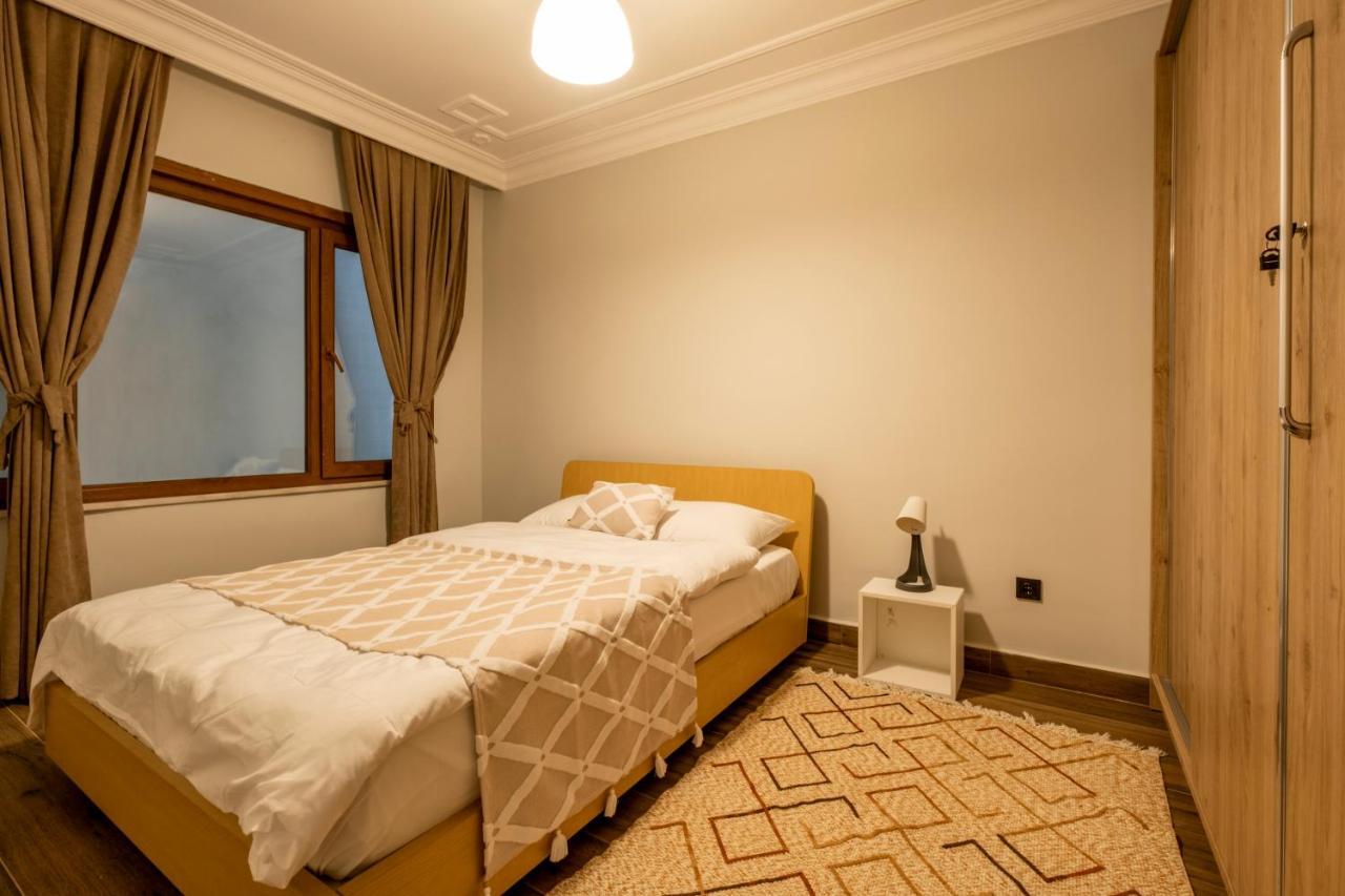 Spacious And Comfy 2Br In The Heart Of Cihangir Apartment Истанбул Екстериор снимка