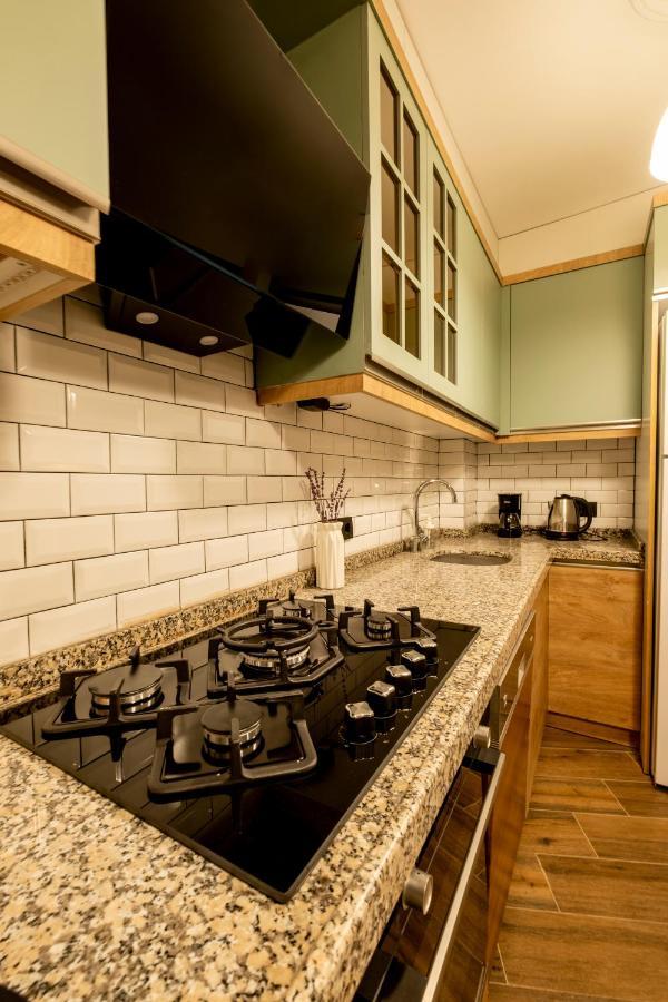 Spacious And Comfy 2Br In The Heart Of Cihangir Apartment Истанбул Екстериор снимка