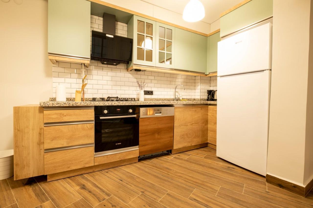 Spacious And Comfy 2Br In The Heart Of Cihangir Apartment Истанбул Екстериор снимка